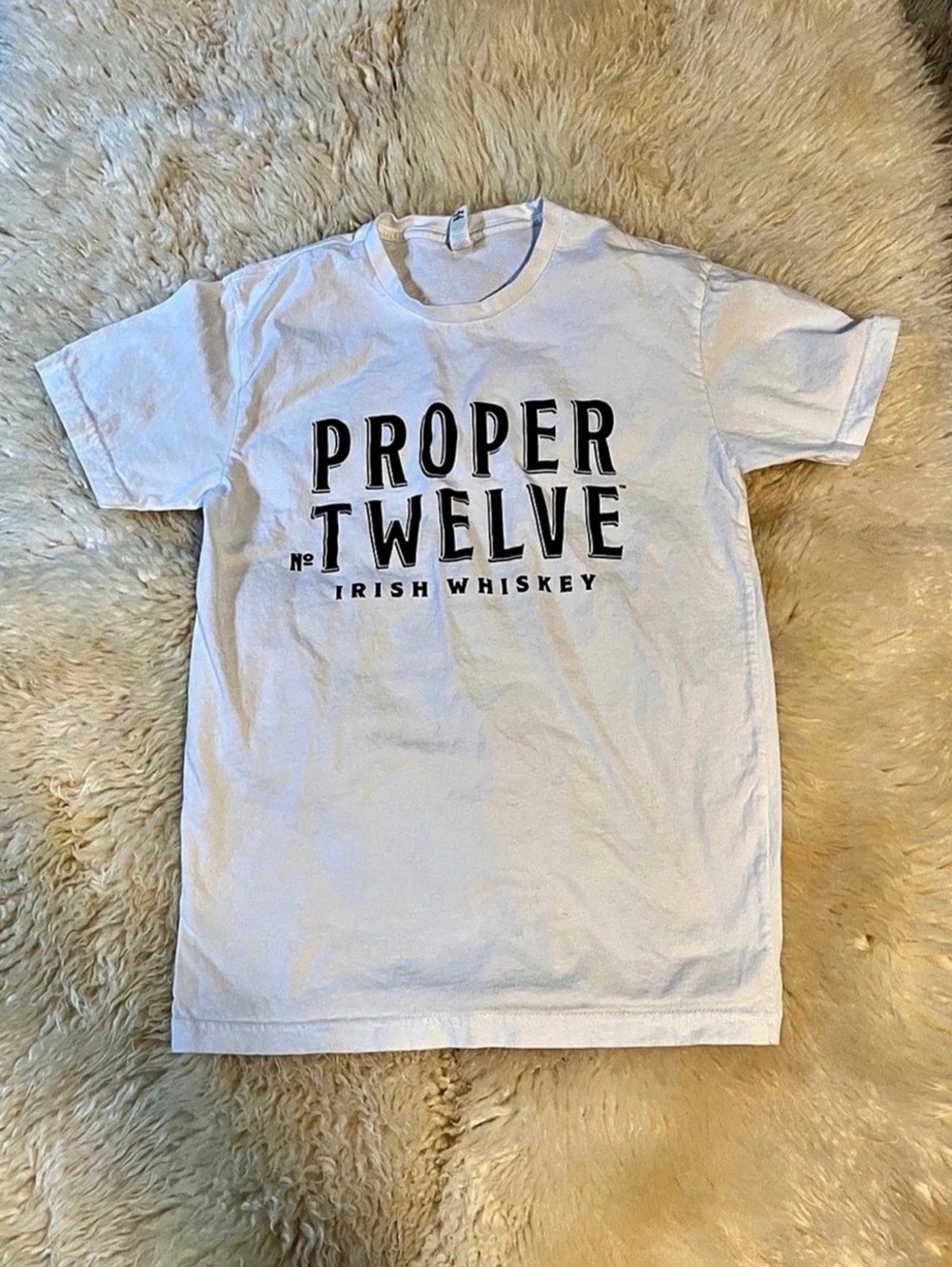 Proper Twelve Irish Whiskey T-Shirt Graphic Tee White Size Small